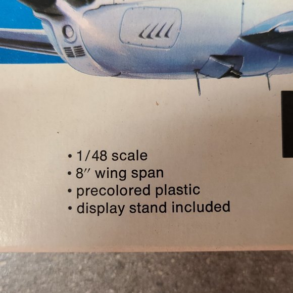 Bandai- Beech Bonanza V35 - Weekend Wings Series - Plastic Model Plane - Picture 4 of 4